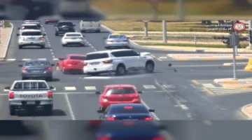 استخدام الهاتف يقود مخالفات مرورية رئيسية لحوادث أبوظبي 2025